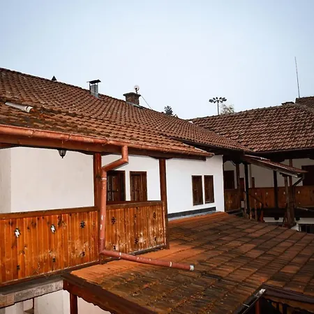 хотел-механа павлова къща *