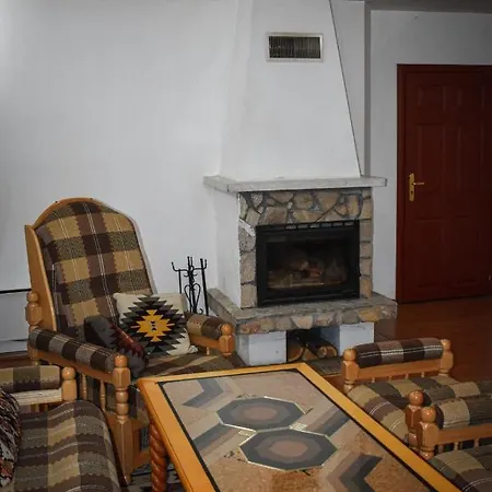 хотел-механа павлова къща